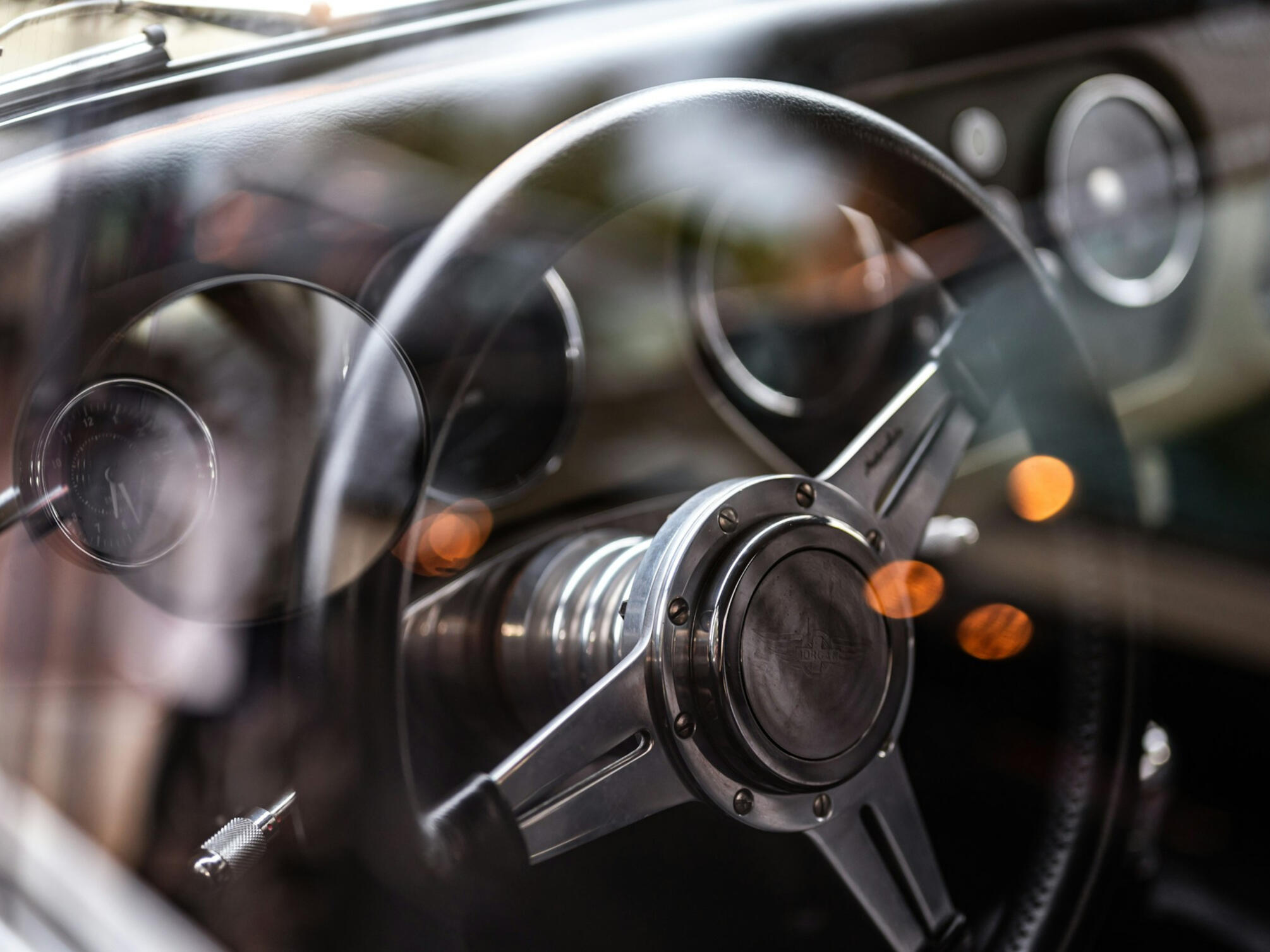 FULL SERVICE DETAILING